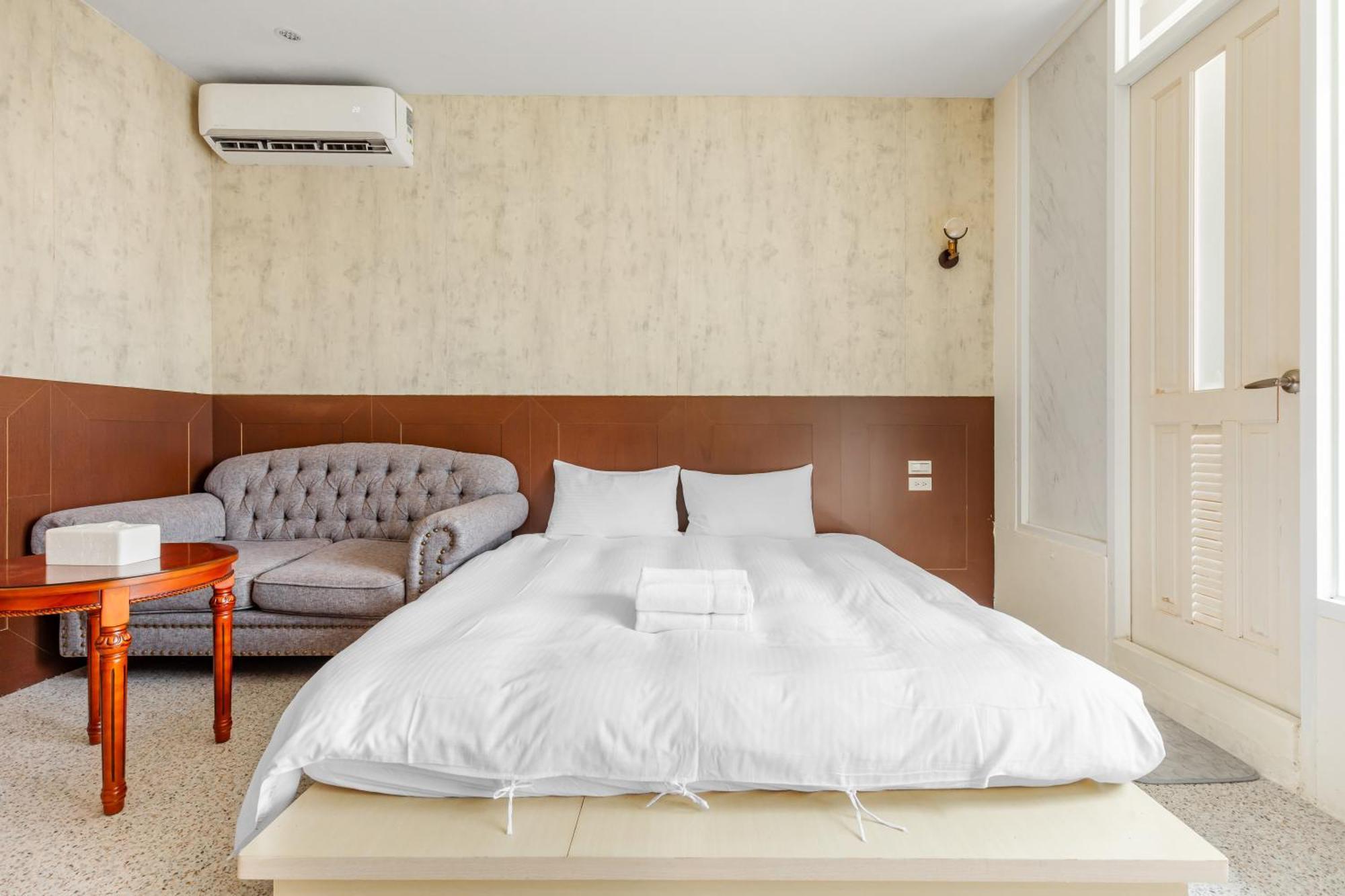 32小巷弄 Hotel Tainan Exterior photo